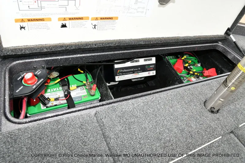 Slide: The Image of Ranger Z518 w/200HP Pro-XS 4 Stroke 2023 - 68