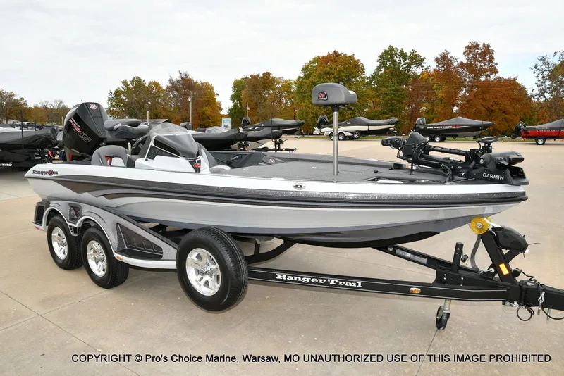 Slide: The Image of Ranger Z518 w/200HP Pro-XS 4 Stroke 2023 - 79
