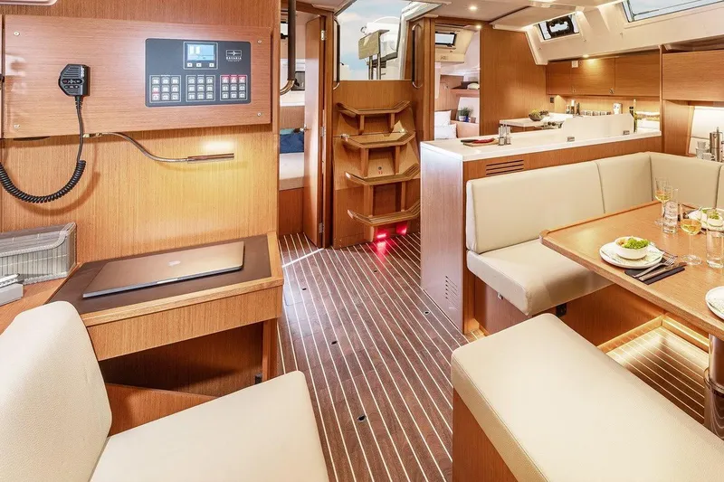 Slide: The Image of Aft Starboard Stateroom - 22