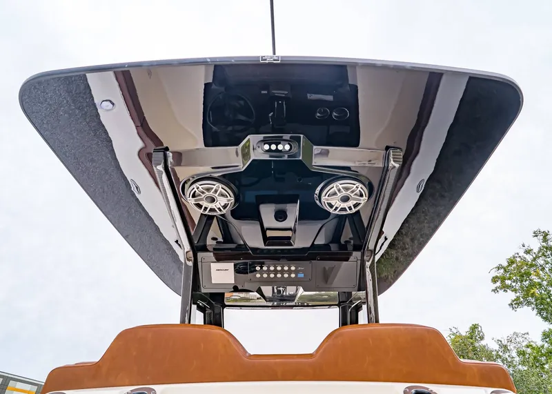 Slide: The Image of Scout 260 LXF 2026 - 11