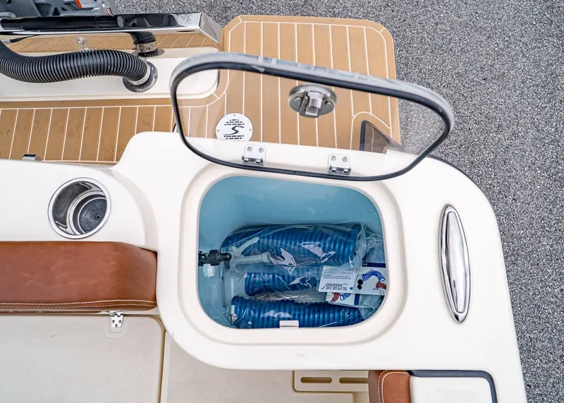 Slide: The Image of Scout 260 LXF 2026 - 7