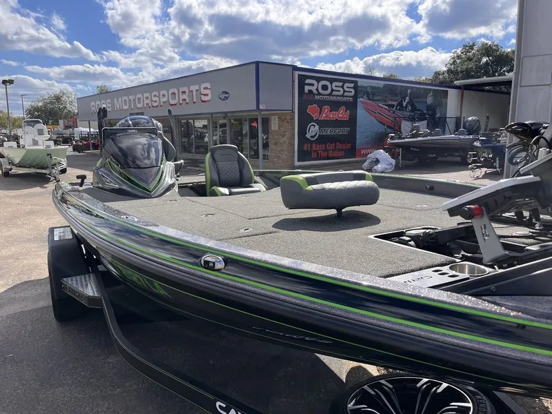 Slide: The Image of Caymas CX 21 2024 - 21