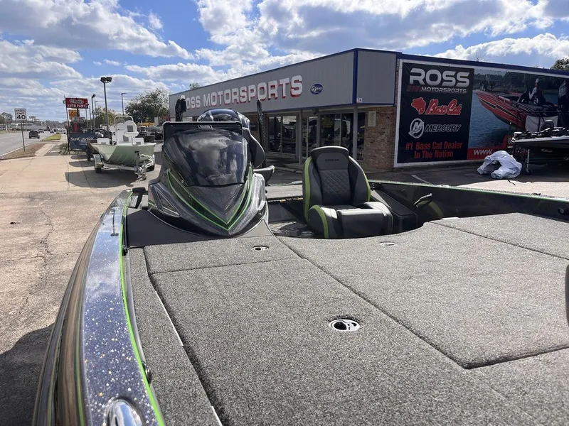 Slide: The Image of Caymas CX 21 2024 - 28