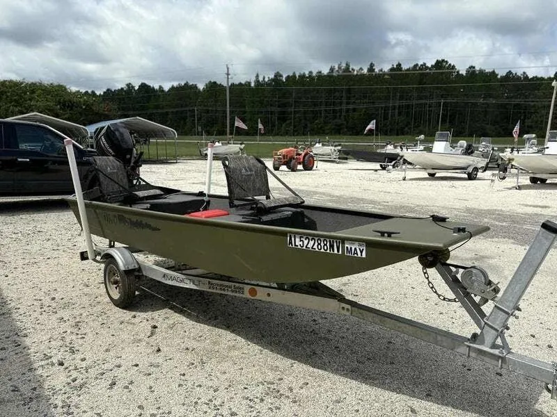 Slide: The Image of Rhino Wide Jon 1440 Skipjack 2025 - 3