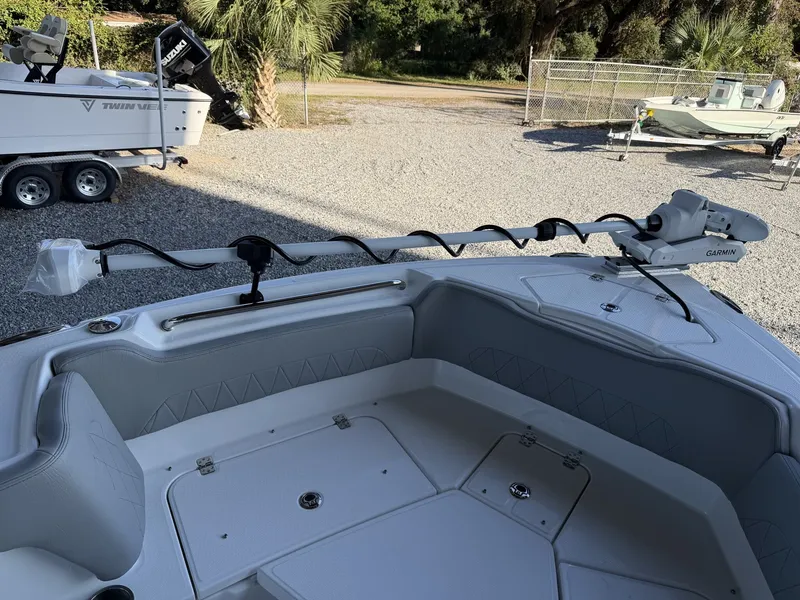 Slide: The Image of Blazer Bay Makaira 2800 2026 - 19