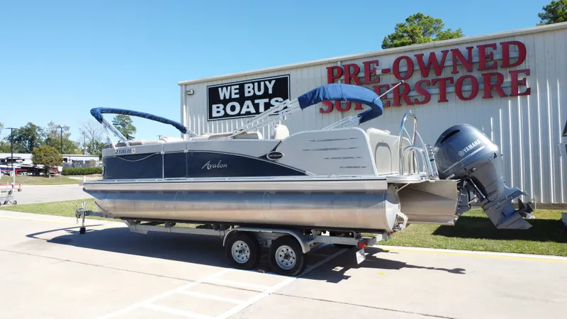 Slide: The Image of Avalon CAT EL 2385T 2018 - 3