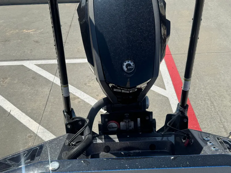 Slide: The Image of 2019 Ranger Z520L boat engine with BRP branding, parked on concrete surface. - 25