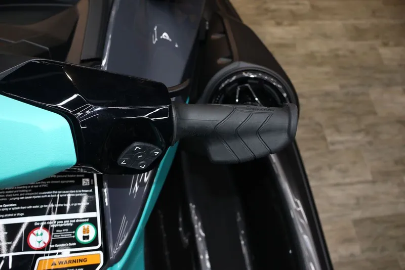 Slide: The Image of Sea-Doo GTR 230 2026 - 15