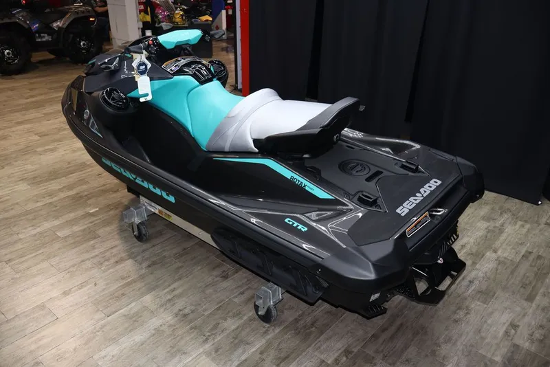 Slide: The Image of Sea-Doo GTR 230 2026 - 4