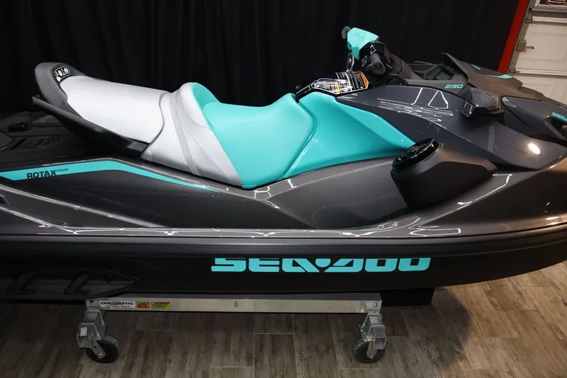Slide: The Image of Sea-Doo GTR 230 2026 - 7