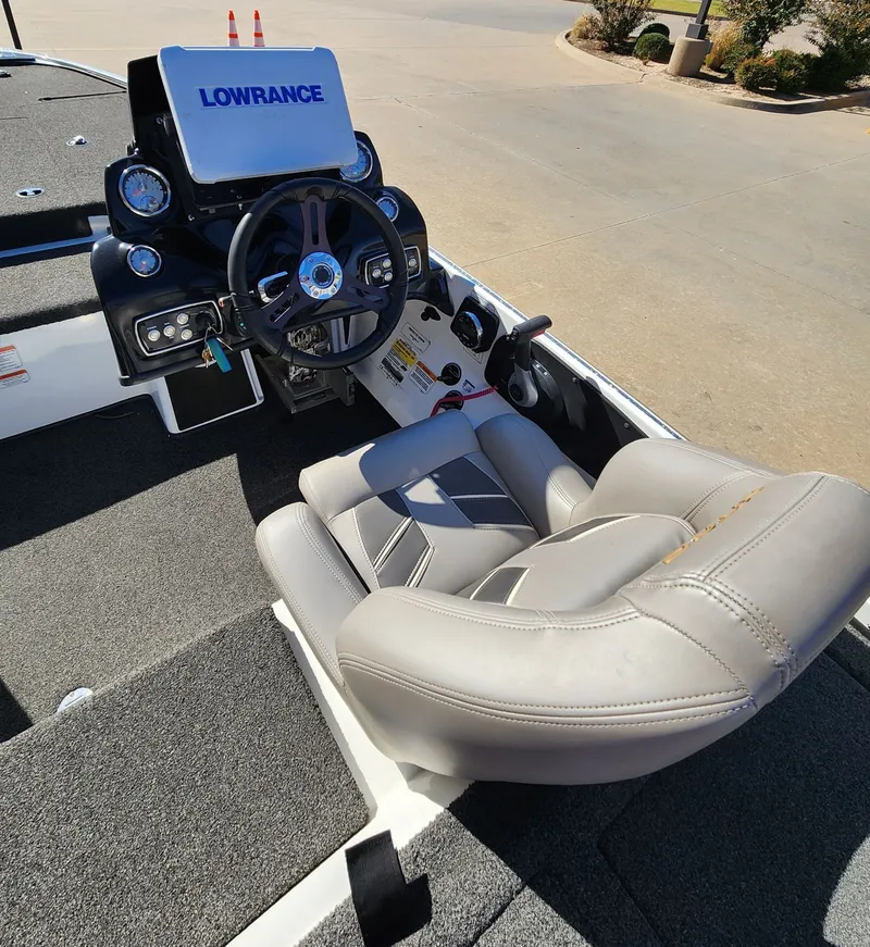 Slide: The Image of Nitro Z19 2017 - 11