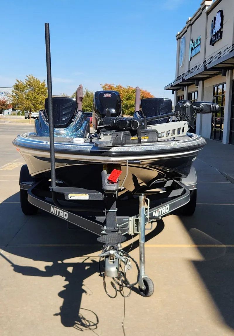 Slide: The Image of Nitro Z19 2017 - 3