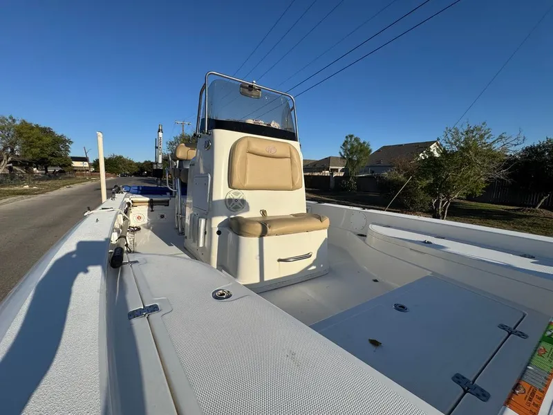 Slide: The Image of NauticStar 227 XTS CC 2019 - 14