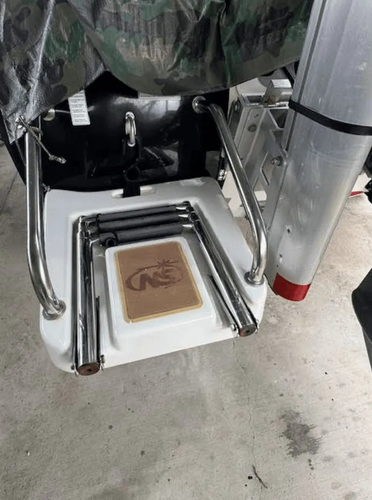 Slide: The Image of NauticStar 227 XTS CC 2019 - 31