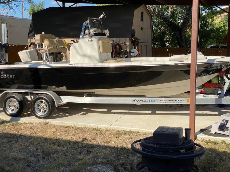 Slide: The Image of NauticStar 227 XTS CC 2019 - 40