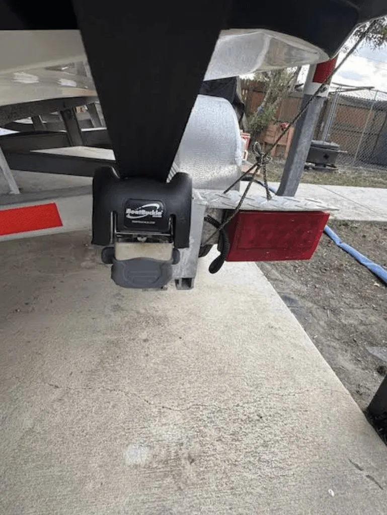 Slide: The Image of NauticStar 227 XTS CC 2019 - 45