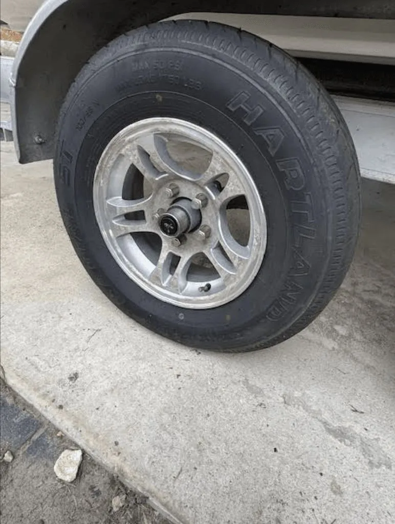 Slide: The Image of NauticStar 227 XTS CC 2019 - 48