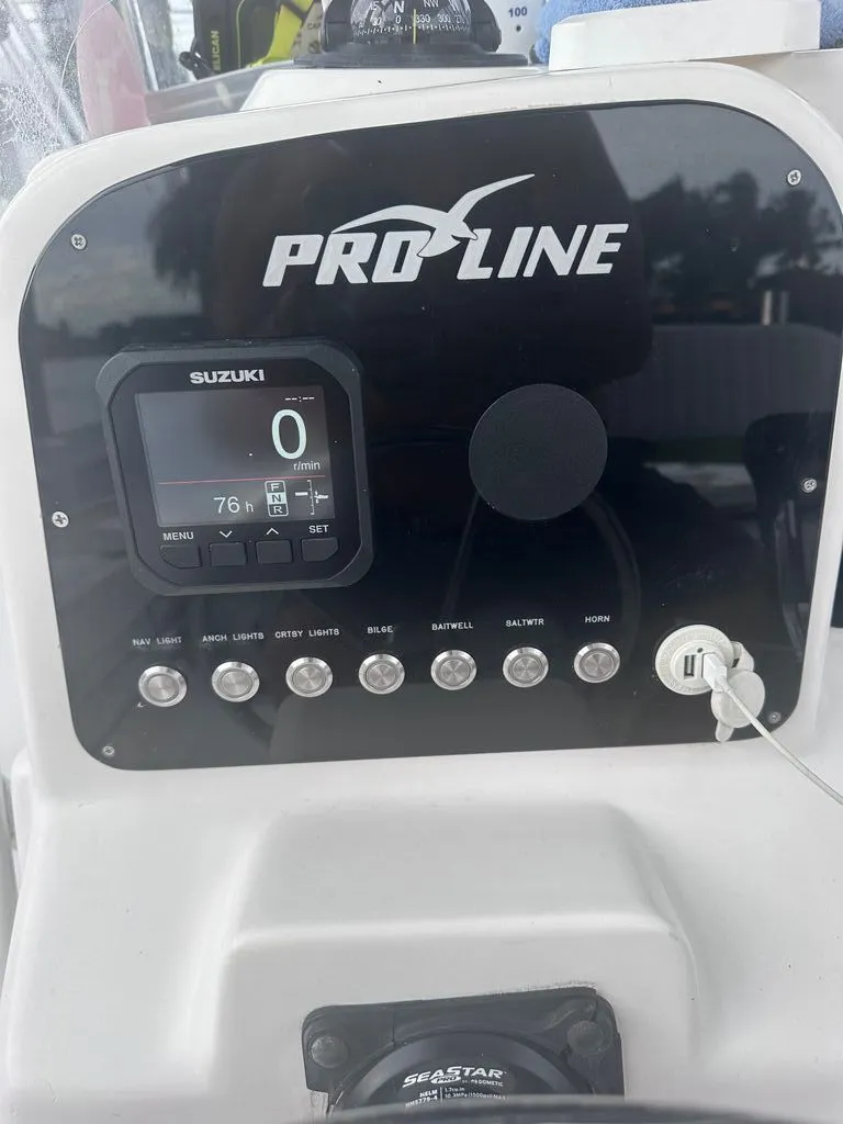 Slide: The Image of Pro-Line 22 Sport 2004 - 8