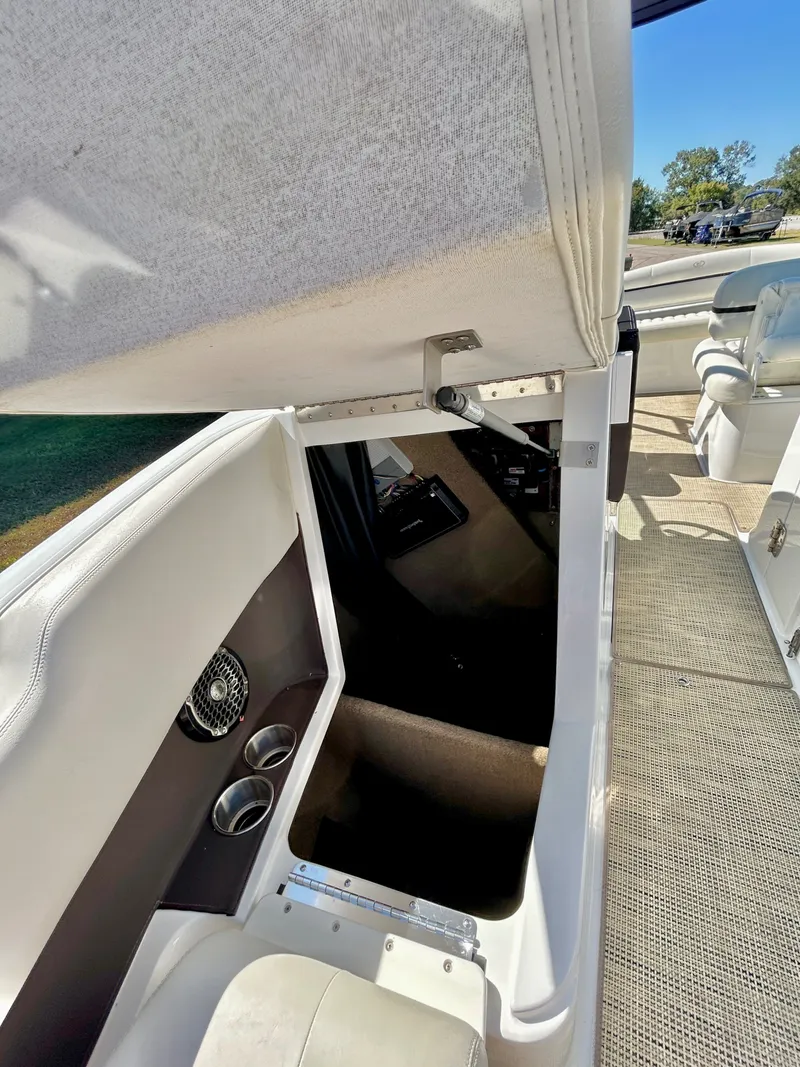 Slide: The Image of Cobalt R5 2015 - 23