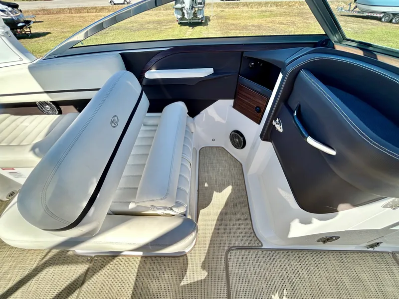 Slide: The Image of Cobalt R5 2015 - 39