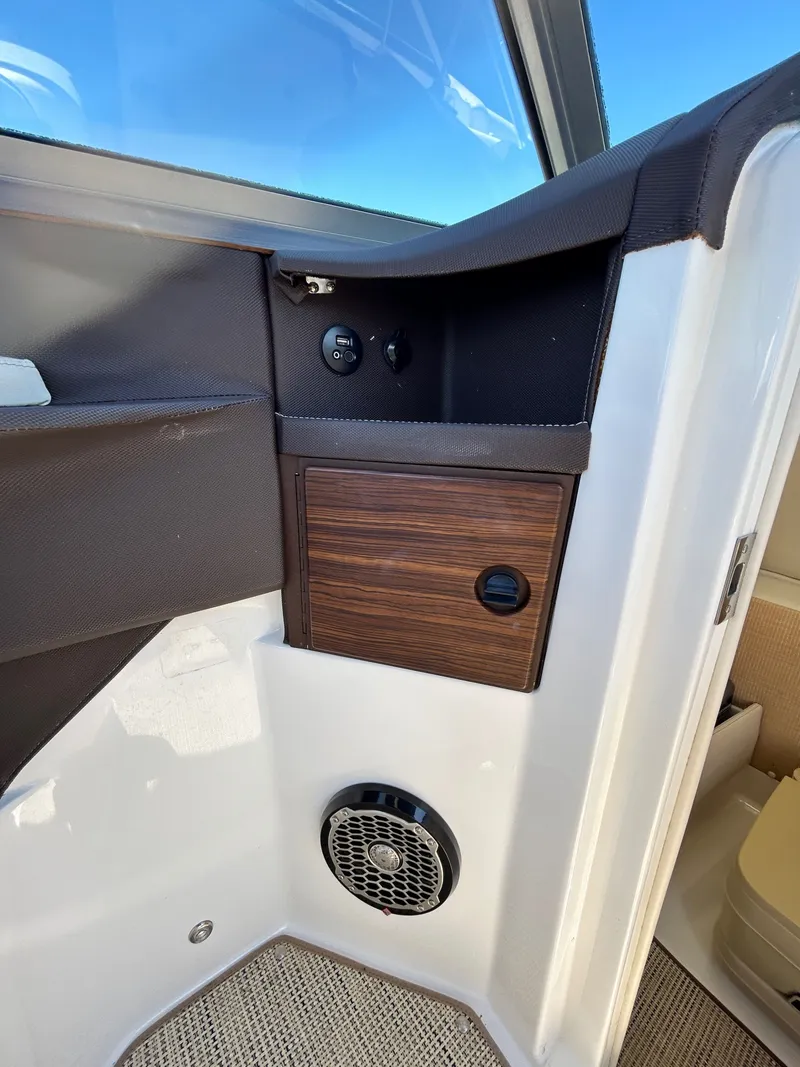 Slide: The Image of Cobalt R5 2015 - 42