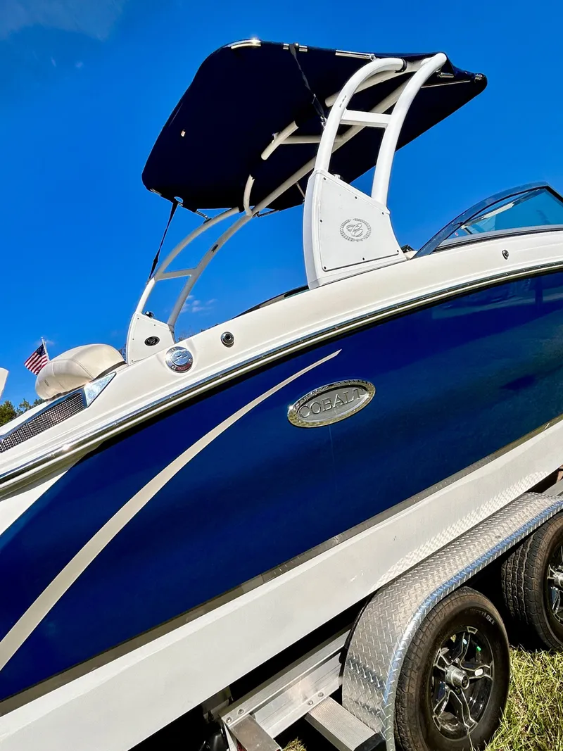 Slide: The Image of Cobalt R5 2015 - 6