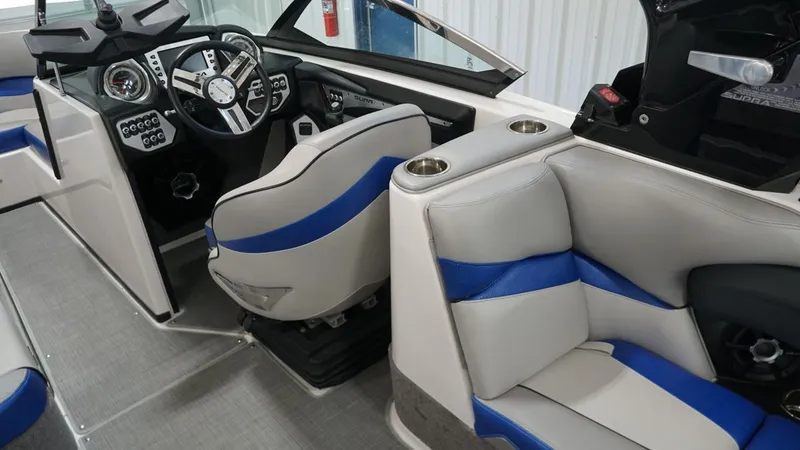 Slide: The Image of Supra SC350 2014 - 24