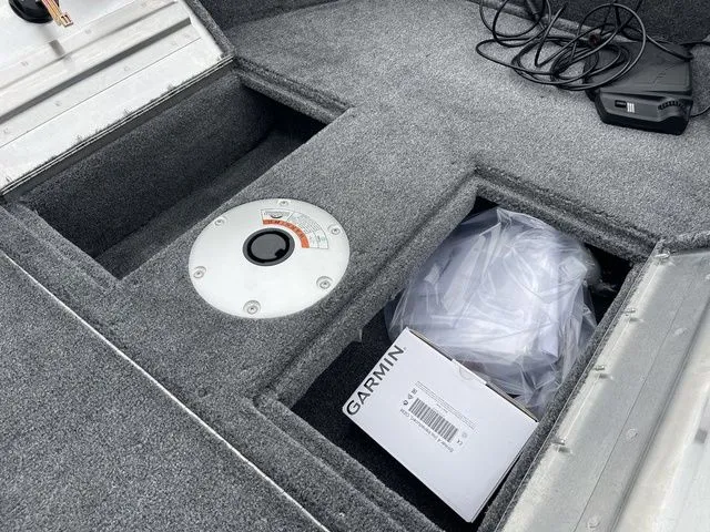 Slide: The Image of Tracker Super Guide V 16 T 2026 - 18