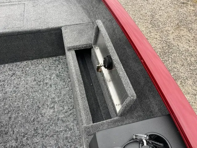 Slide: The Image of Tracker Super Guide V 16 T 2026 - 21