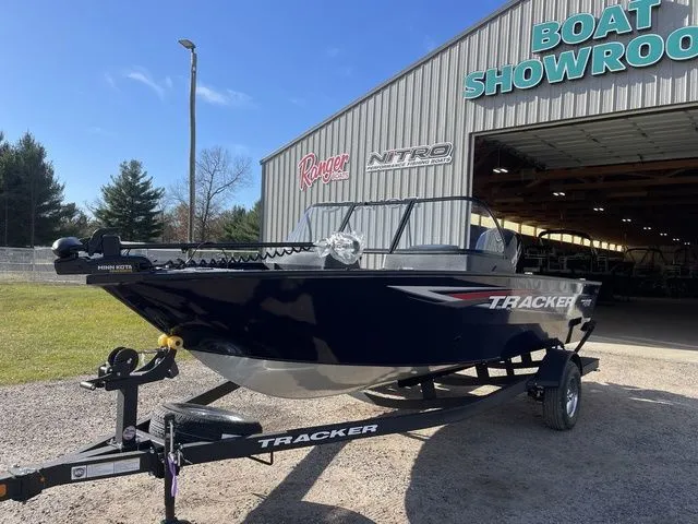 Slide: The Image of Tracker Pro Guide V-175 WT 2026 - 3