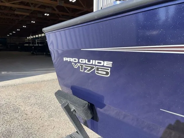 Slide: The Image of Tracker Pro Guide V-175 WT 2026 - 9