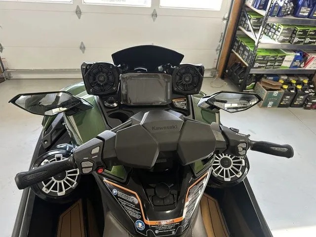 Slide: The Image of Kawasaki ULTRA 160LX 2025 - 5