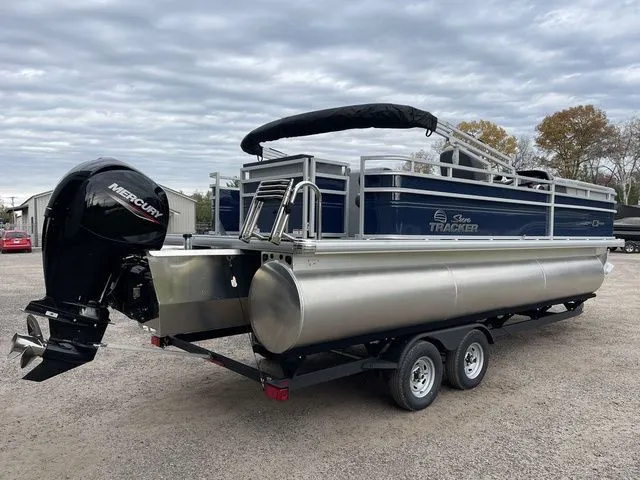 Slide: The Image of Sun Tracker SportFish 22 XP3 2026 - 7