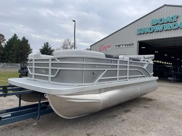 Slide: The Image of Bennington S L-Bench 20 SL 2026 - 10