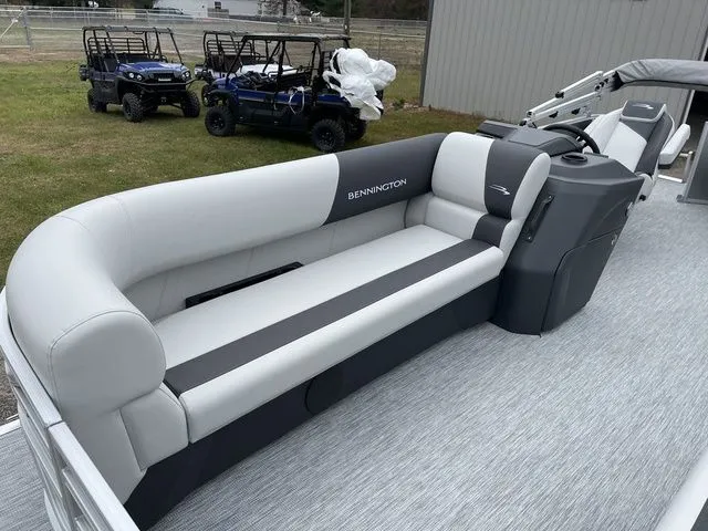 Slide: The Image of Bennington S L-Bench 20 SL 2026 - 13