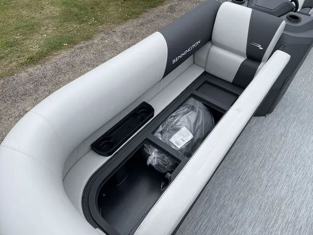 Slide: The Image of Bennington S L-Bench 20 SL 2026 - 15