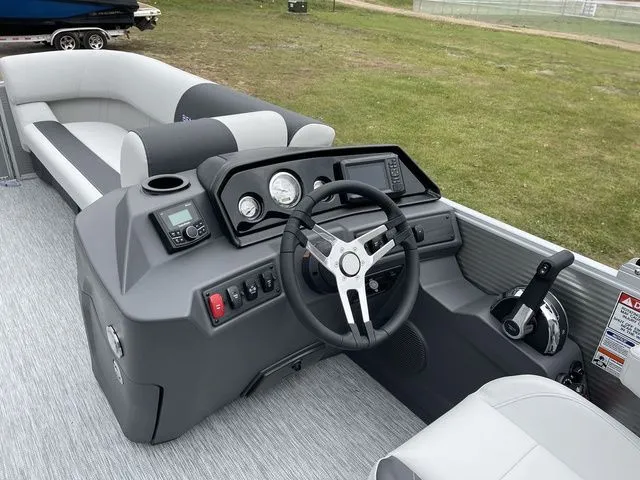 Slide: The Image of Bennington S L-Bench 20 SL 2026 - 18