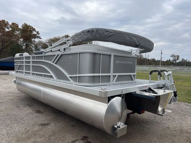 Slide: The Image of Bennington S L-Bench 20 SL 2026 - 4