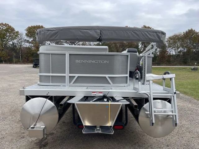 Slide: The Image of Bennington S L-Bench 20 SL 2026 - 5