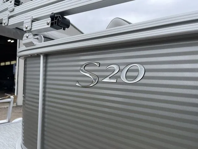 Slide: The Image of Bennington S L-Bench 20 SL 2026 - 8