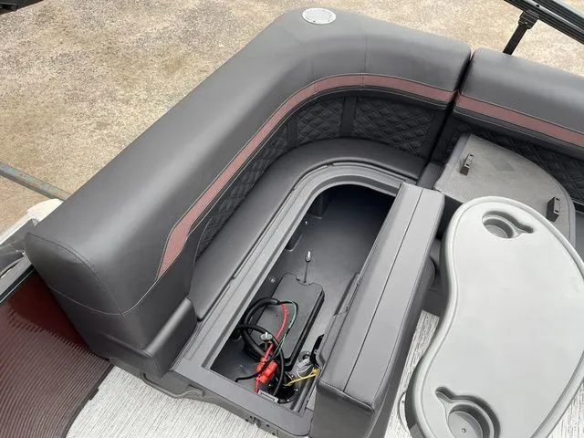 Slide: The Image of Bennington S L-Bench 20 SL 2026 - 28