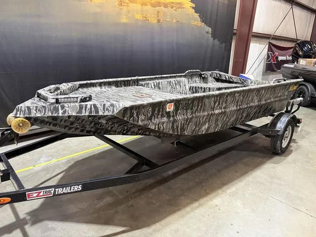 Slide: The Image of WeldBilt Weldbilt 1552 Holeshot 2022 - 2