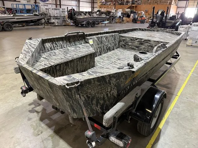 Slide: The Image of WeldBilt Weldbilt 1552 Holeshot 2022 - 4