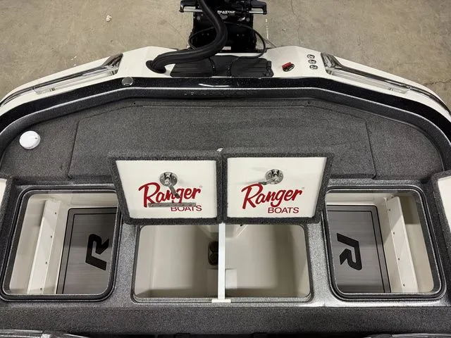 Slide: The Image of Ranger Z521R 2023 - 7