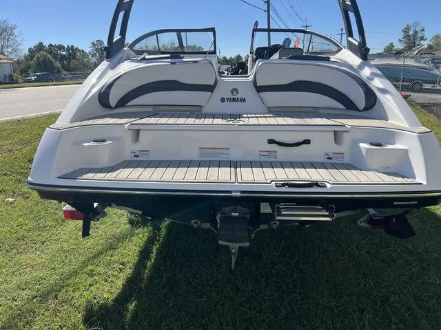 Slide: The Image of Yamaha AR195 2023 - 3