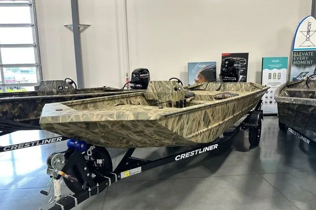 Slide: The Image of Crestliner Retriever 2026 - 6