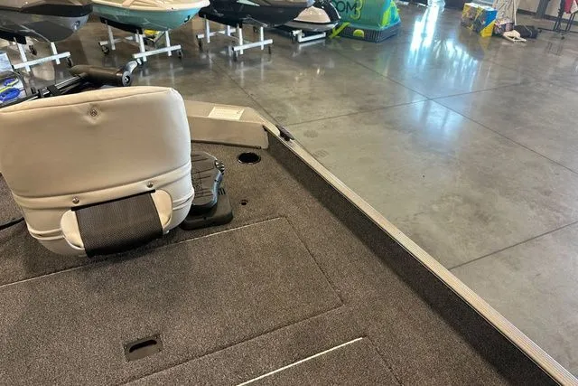 Slide: The Image of Crestliner Storm 2026 - 13