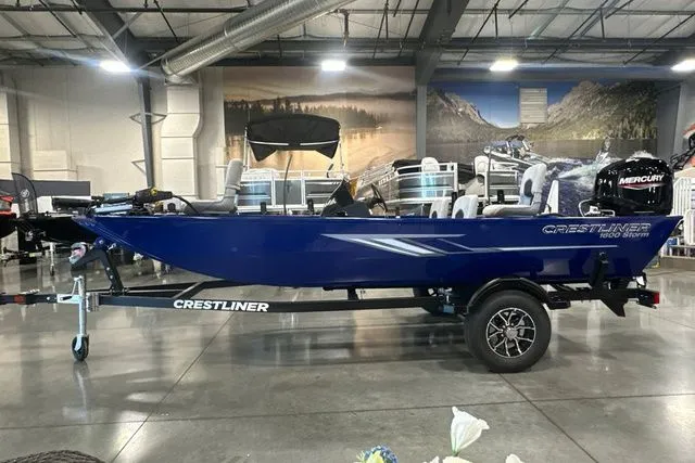 Slide: The Image of Crestliner Storm 2026 - 5