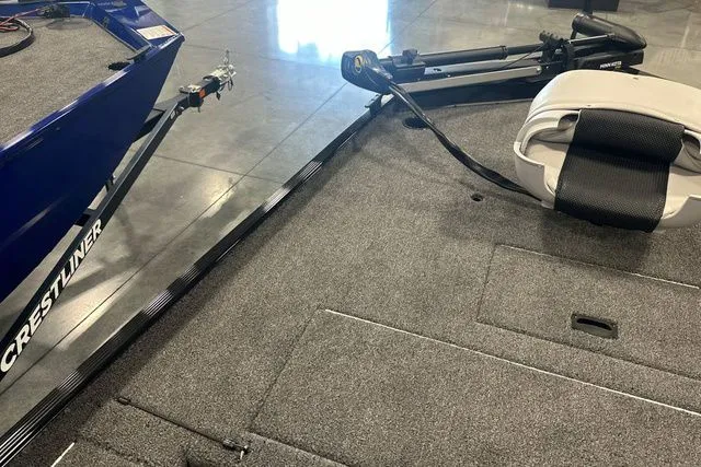 Slide: The Image of Crestliner Storm 2026 - 10