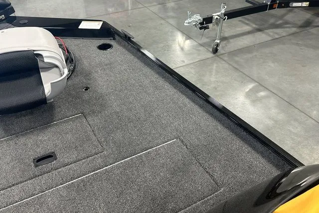 Slide: The Image of Crestliner Storm 2026 - 11